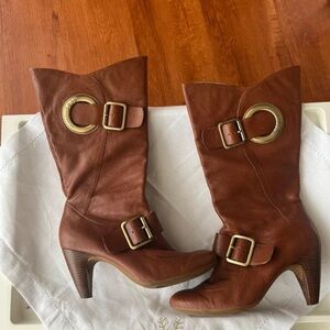 Elegant Brown Leather Heeled Boots with Gold Buckles
